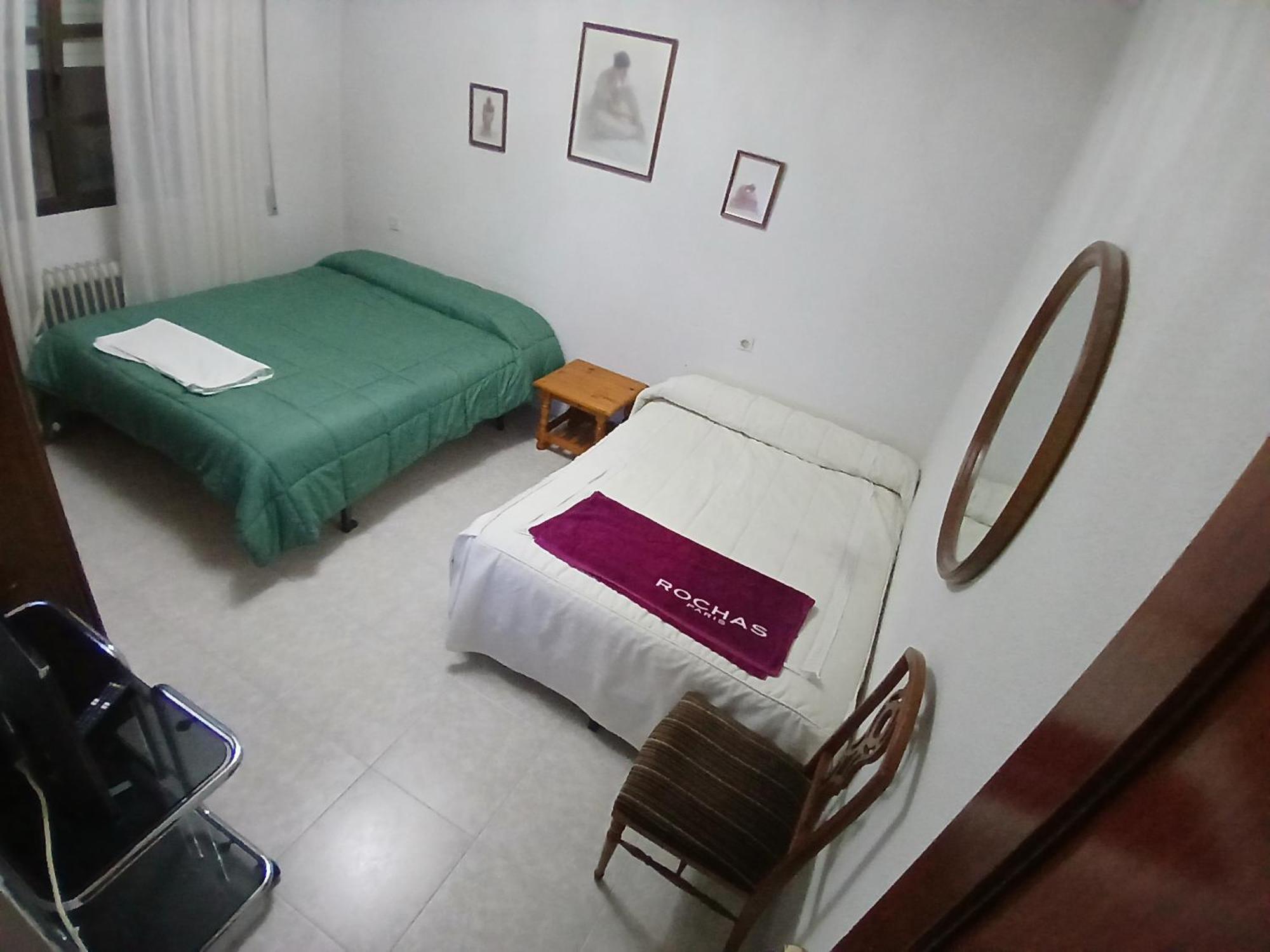 Habitacion Privada Familiar Toledo Exterior foto