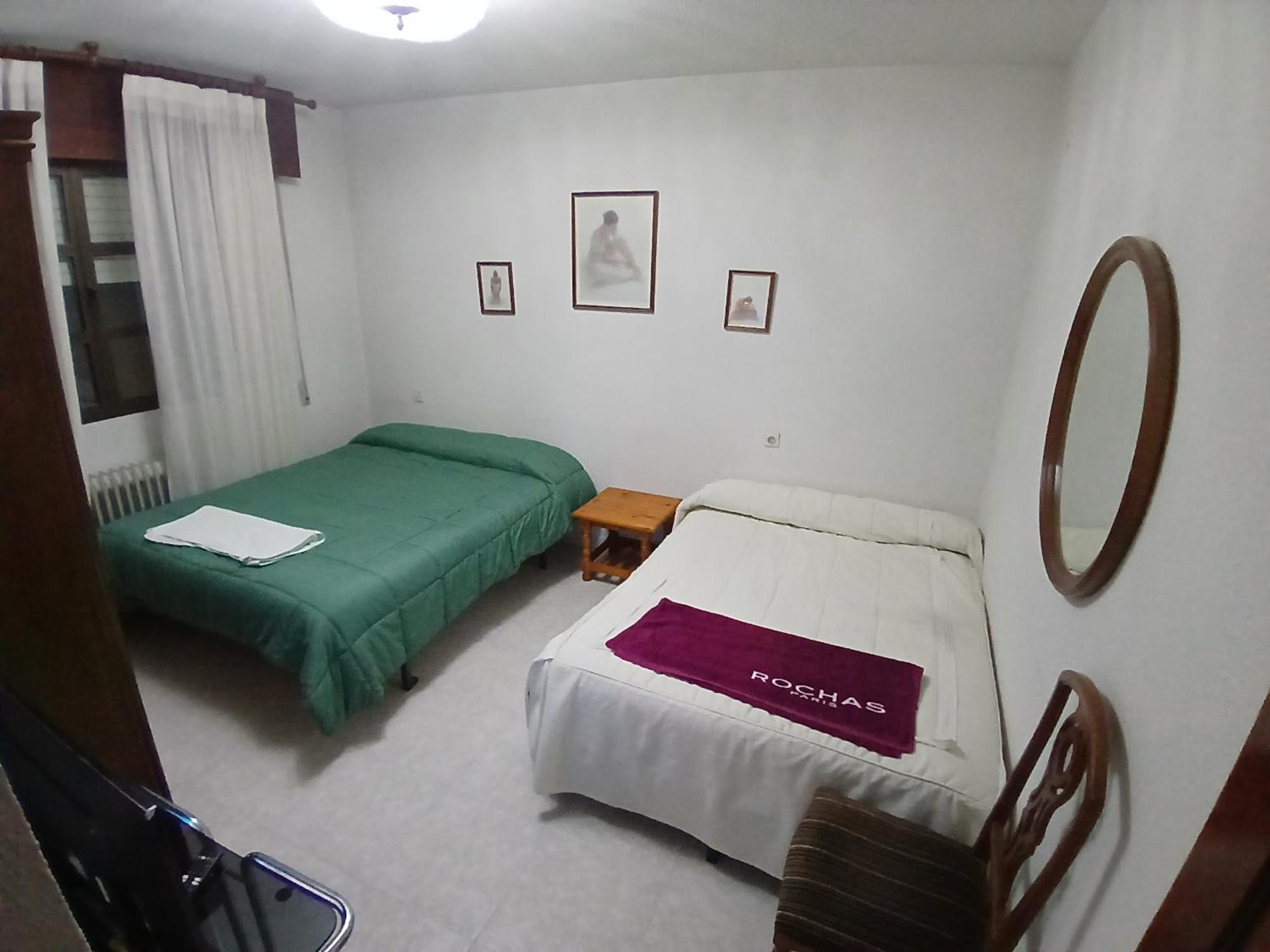 Habitacion Privada Familiar Toledo Exterior foto